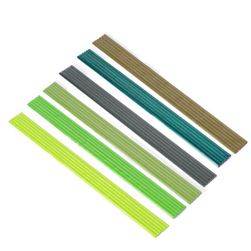 Bâtonnets en rotin colorés de  - Home Fragrance Oud avis et prix